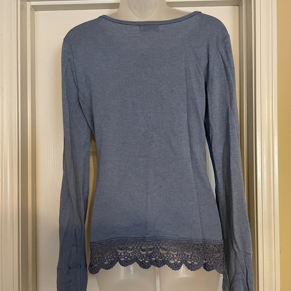 One World Long Sleeve Embroidered Floral Soft Knit Top , size L - Picture 2 of 5